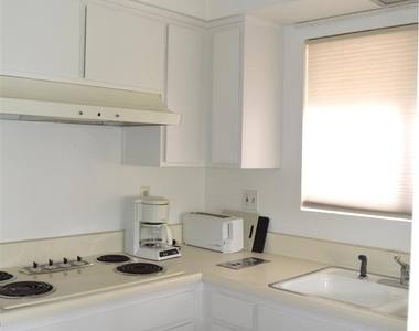 38941 Kilimanjaro Drive - Photo Thumbnail 7