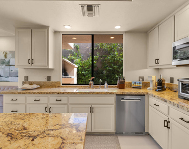76895 Avenida Fernando - Photo Thumbnail 18