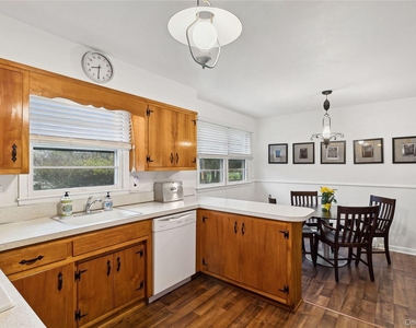 990 Three Waters Lane - Photo Thumbnail 7
