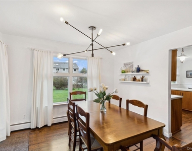 990 Three Waters Lane - Photo Thumbnail 5