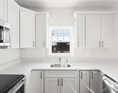 227 4th Avenue - Photo Thumbnail 6