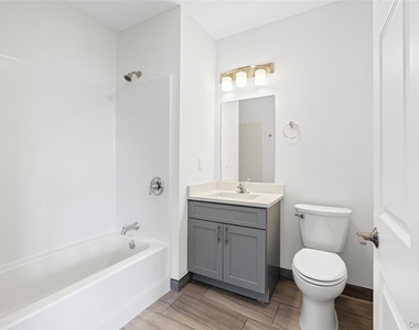 227 4th Avenue - Photo Thumbnail 9