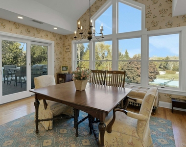 90 Cushman - Photo Thumbnail 16