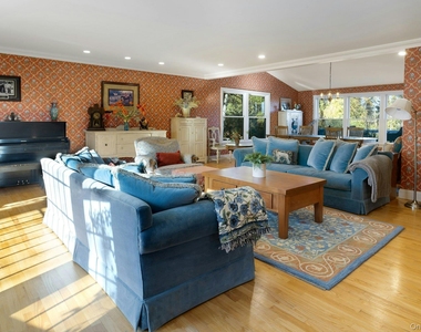90 Cushman - Photo Thumbnail 11