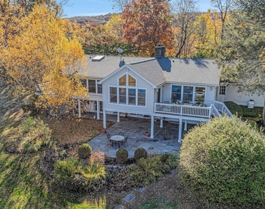 90 Cushman - Photo Thumbnail 4