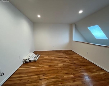 42 Sintsink Drive E - Photo Thumbnail 14