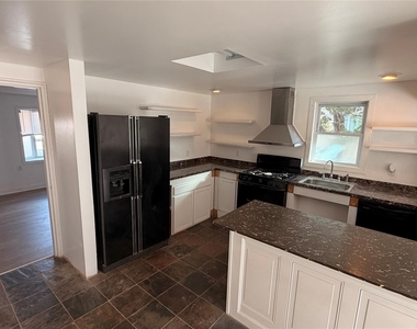 31 N Wayne Avenue - Photo Thumbnail 5