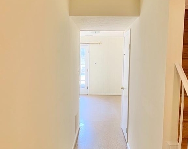 1557 Dunterry Place - Photo Thumbnail 31