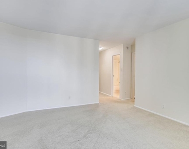 6800 Fleetwood Road - Photo Thumbnail 16