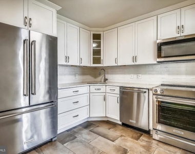 6800 Fleetwood Road - Photo Thumbnail 5