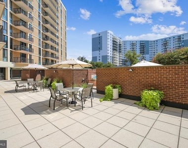 6800 Fleetwood Road - Photo Thumbnail 22