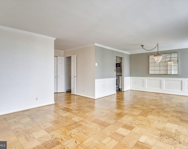 6800 Fleetwood Road - Photo Thumbnail 9