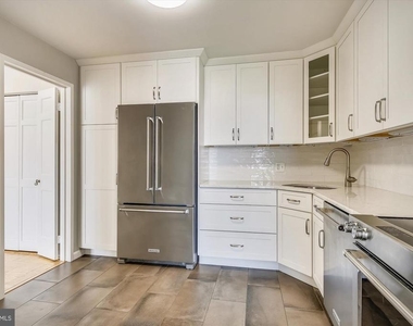 6800 Fleetwood Road - Photo Thumbnail 6