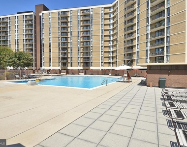 6800 Fleetwood Road - Photo Thumbnail 21