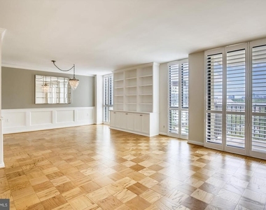 6800 Fleetwood Road - Photo Thumbnail 2