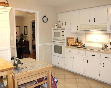 3606 Barkley Drive - Photo Thumbnail 3