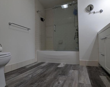 511 N Broad Street - Photo Thumbnail 12