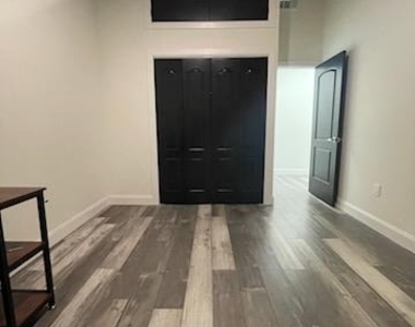 511 N Broad Street - Photo Thumbnail 37