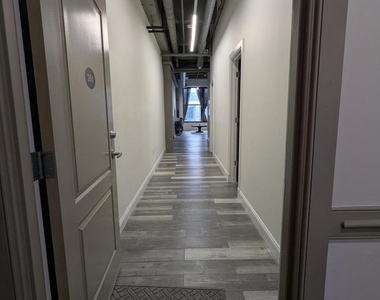 511 N Broad Street - Photo Thumbnail 17
