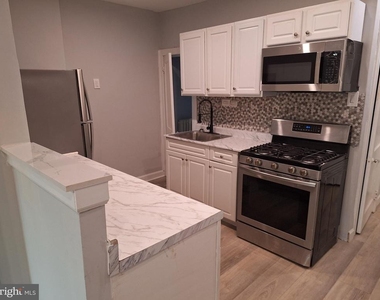 5235 Oxford Avenue - Photo Thumbnail 5