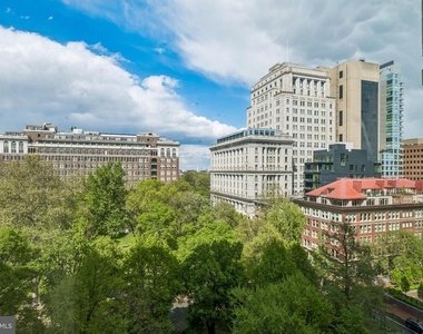 604 S Washington Square - Photo Thumbnail 13