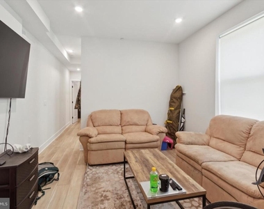 3836 Haverford Avenue - Photo Thumbnail 5