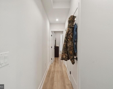 3836 Haverford Avenue - Photo Thumbnail 6