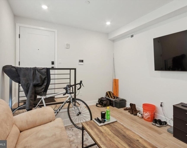 3836 Haverford Avenue - Photo Thumbnail 3