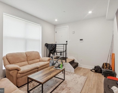 3836 Haverford Avenue - Photo Thumbnail 4