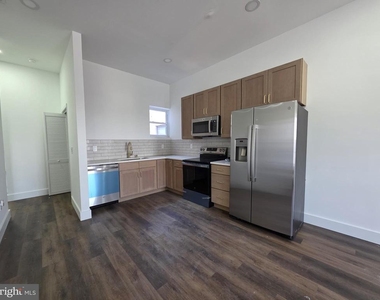 1520 S 22nd Street - Photo Thumbnail 1