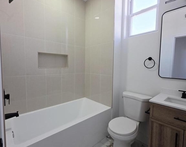 1520 S 22nd Street - Photo Thumbnail 2