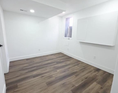 1520 S 22nd Street - Photo Thumbnail 6