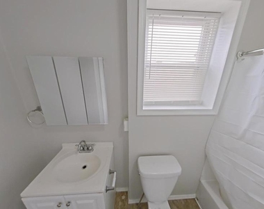 2255 N Cleveland Street - Photo Thumbnail 5