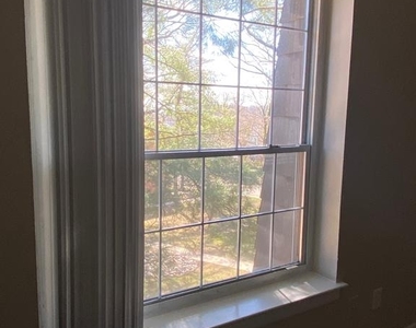 4000 Gypsy Lane - Photo Thumbnail 17