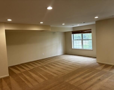 4314 Hillside Drive - Photo Thumbnail 26
