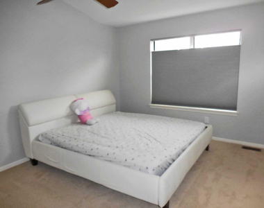 4314 Hillside Drive - Photo Thumbnail 8