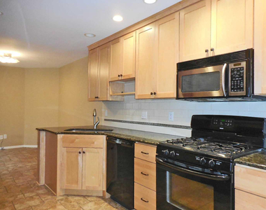 4314 Hillside Drive - Photo Thumbnail 5
