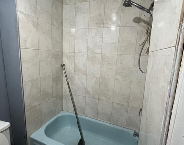 1115 Walnut Street - Photo Thumbnail 2