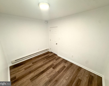 2325 N 16th Street - Photo Thumbnail 8