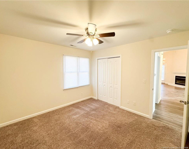 499 Coronation Drive - Photo Thumbnail 18