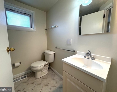4444 Richmond Street - Photo Thumbnail 10