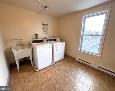 4444 Richmond Street - Photo Thumbnail 12