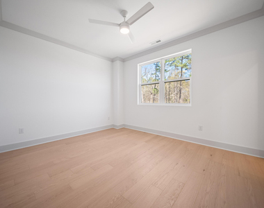 1143 Booth Park Boulevard - Photo Thumbnail 17