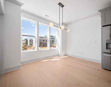 1143 Booth Park Boulevard - Photo Thumbnail 9