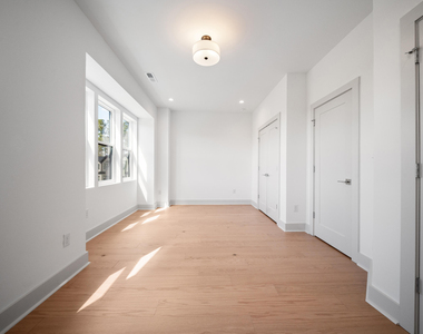 1143 Booth Park Boulevard - Photo Thumbnail 13