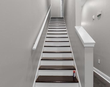 624 N 35th Street - Photo Thumbnail 16