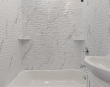 624 N 35th Street - Photo Thumbnail 5