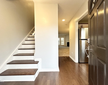 5620 Bridgetowne Way - Photo Thumbnail 1
