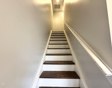 5620 Bridgetowne Way - Photo Thumbnail 10