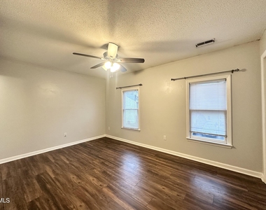5620 Bridgetowne Way - Photo Thumbnail 11